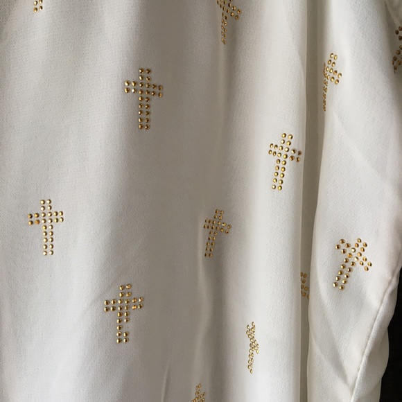 NWOT Ali & Kris: Flowy Tank w/gold crosses - Picture 4 of 7